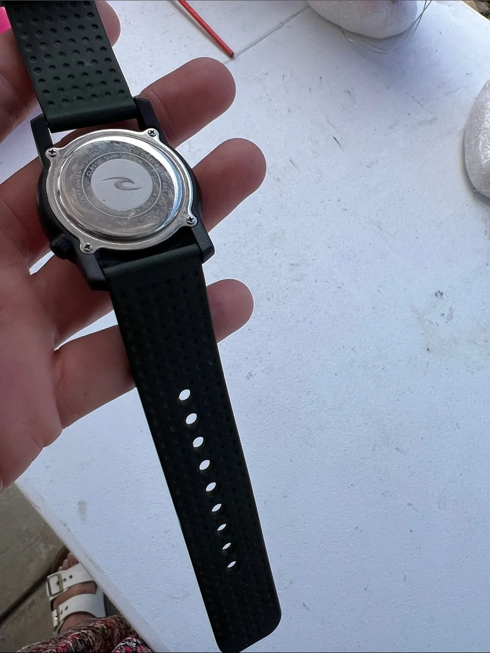 Rip Curl Green Men's Silicone Strap Watch with Matte Black Dial needs batteries